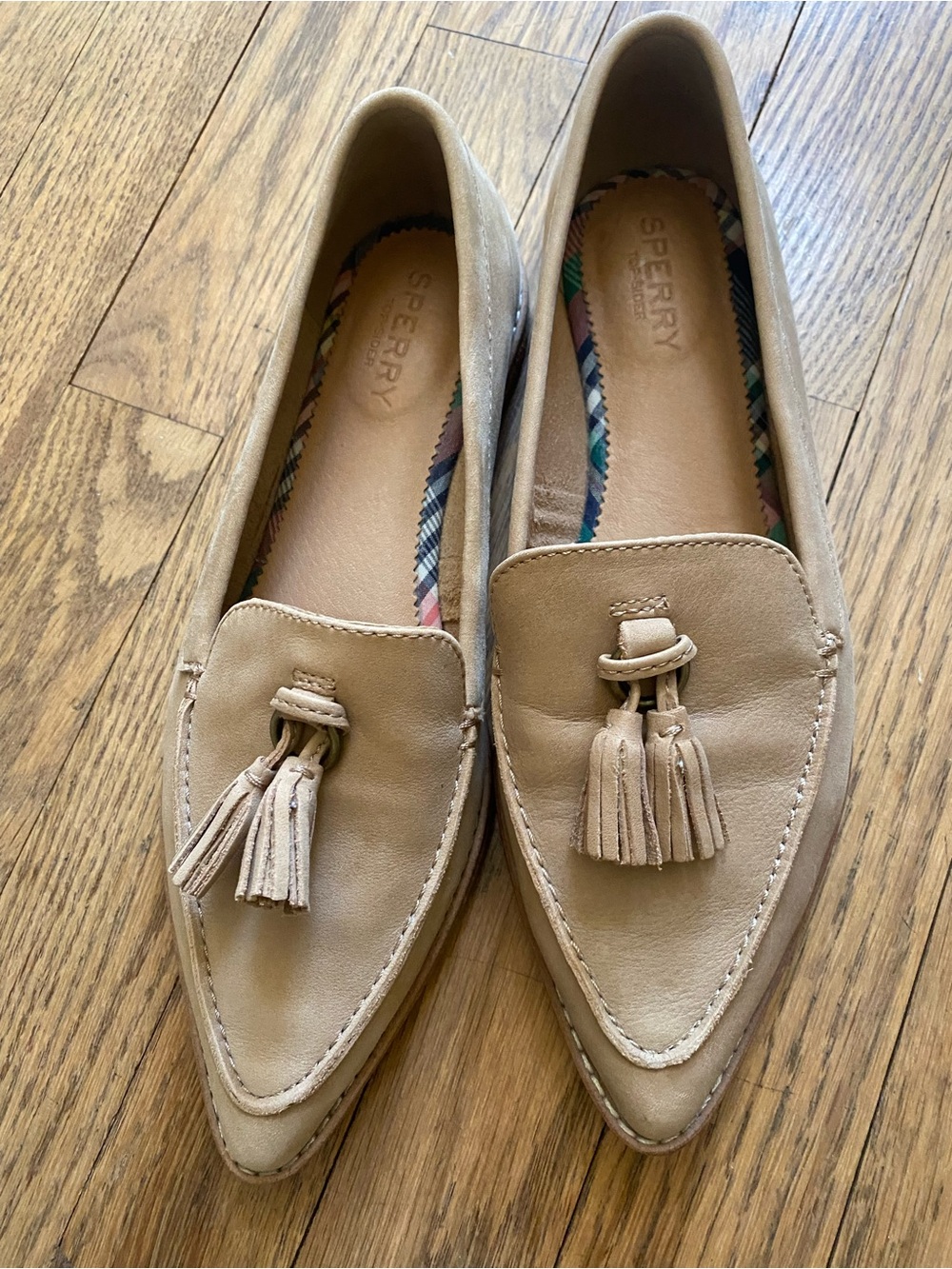 Sperry Women's Beige Leather Tassel Loafers
